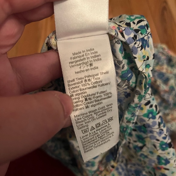 Flower print top - Picture 8 of 8